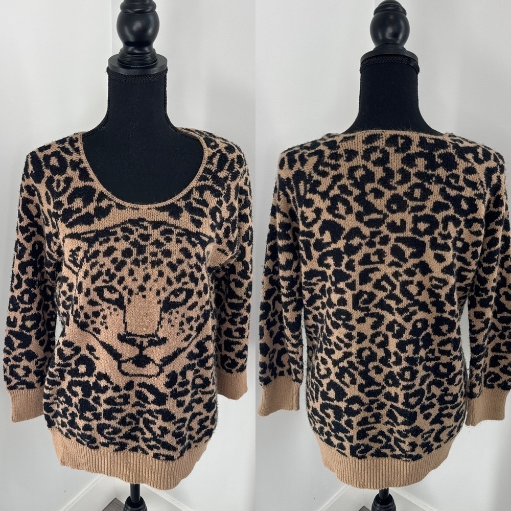 Cotton Emporium Leopard Print Lion Print Women’s Sweater (L)